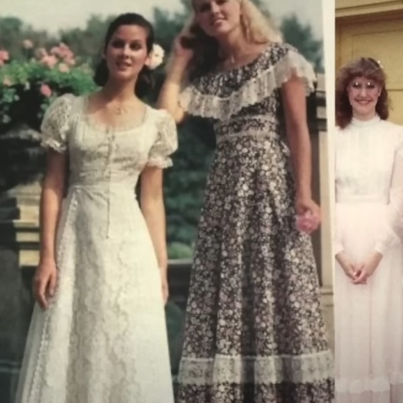 Gunne Sax Is Back - Picture 8 of 9